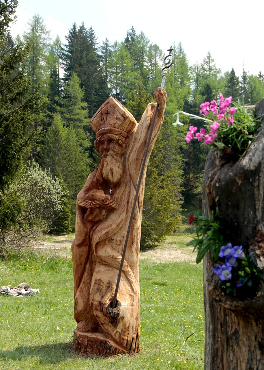 Via_Vigilius_inauguraz_01_scultura_SanVigilio