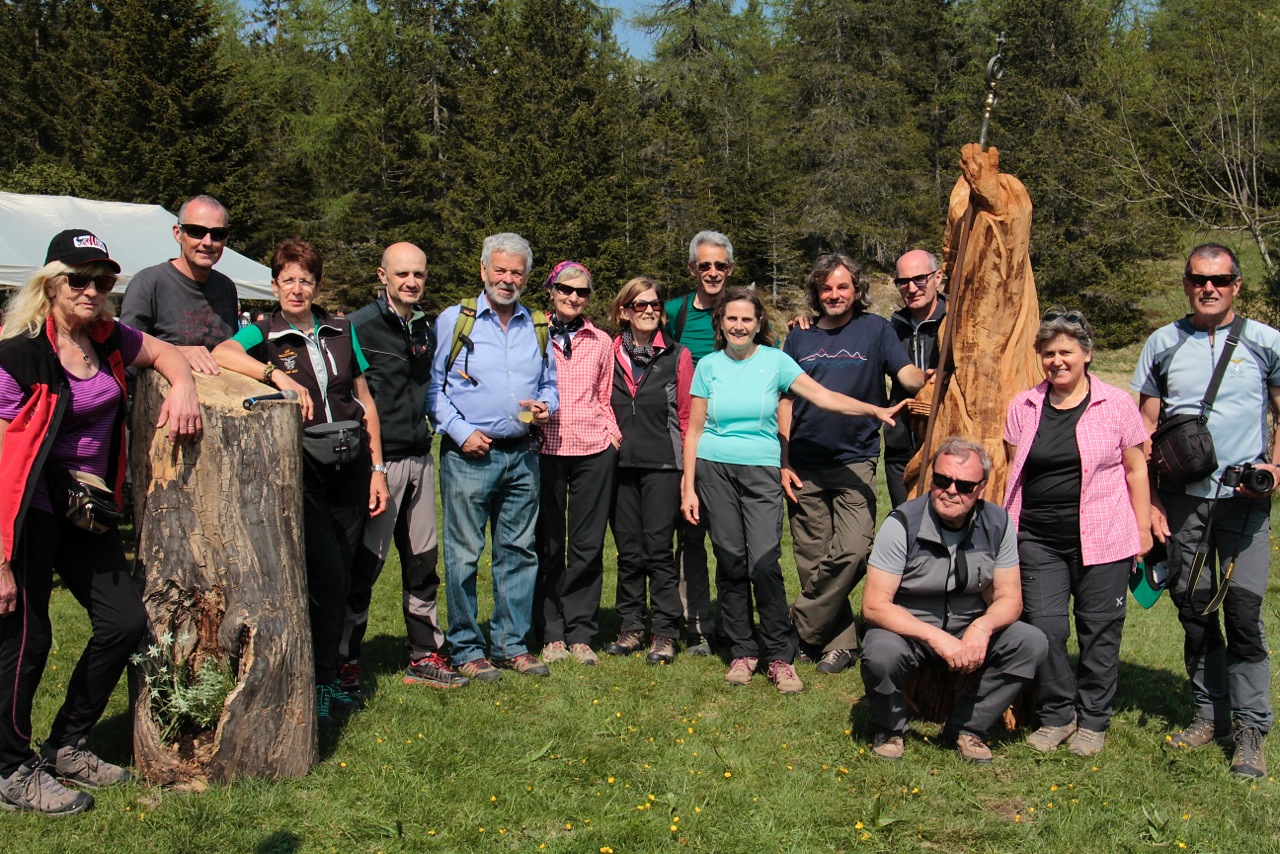 Via_Vigilius_inauguraz_25_gruppo_SAT_