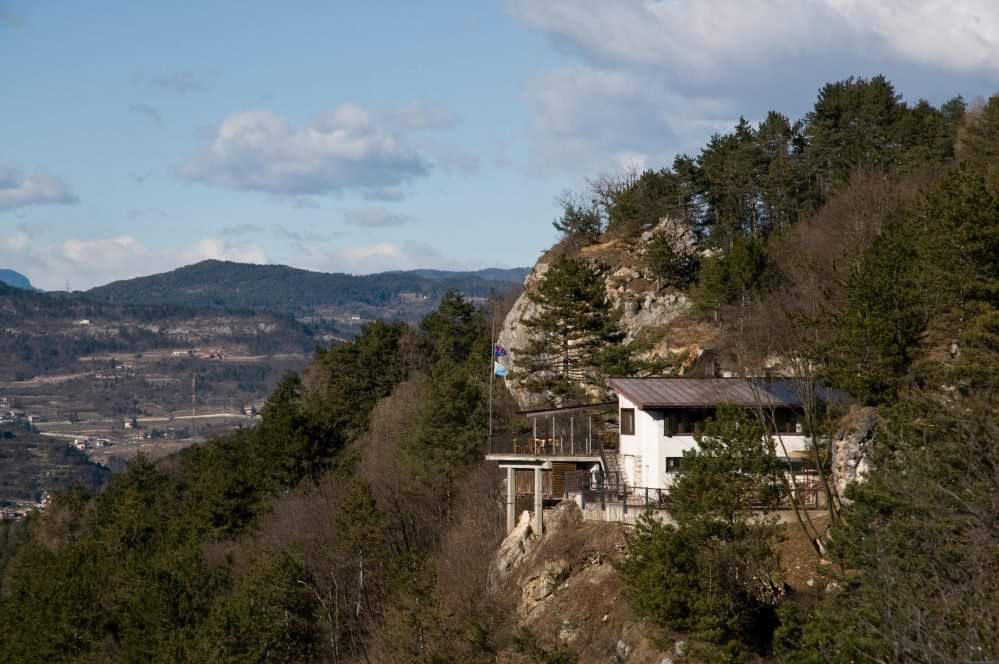 12) Rifugio escursionistico Bindesi – Pino Prati_archivio sat2
